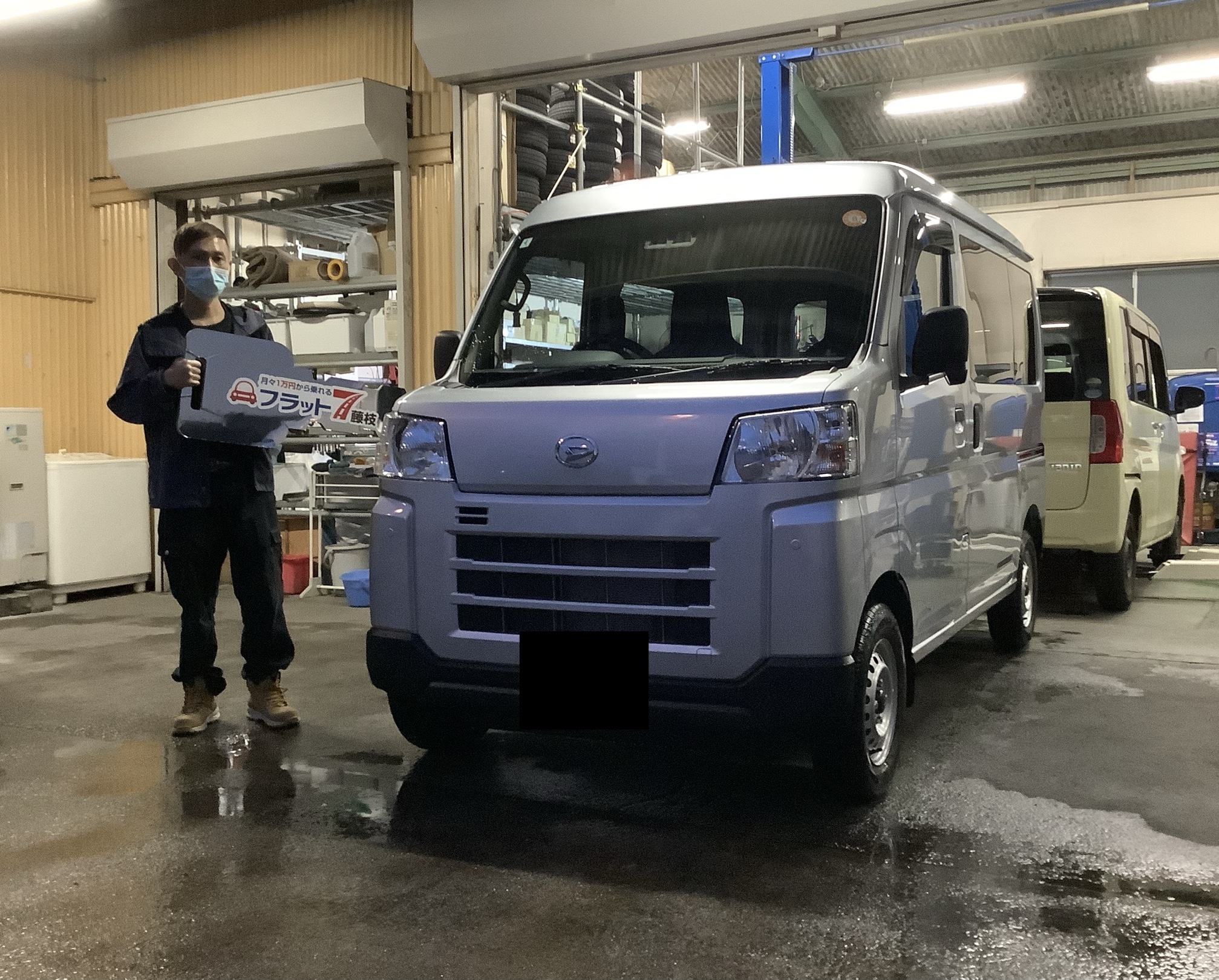 ダイハツ＿ハイゼットカーゴ｜藤枝市カーリース専門店ならフラット７藤枝