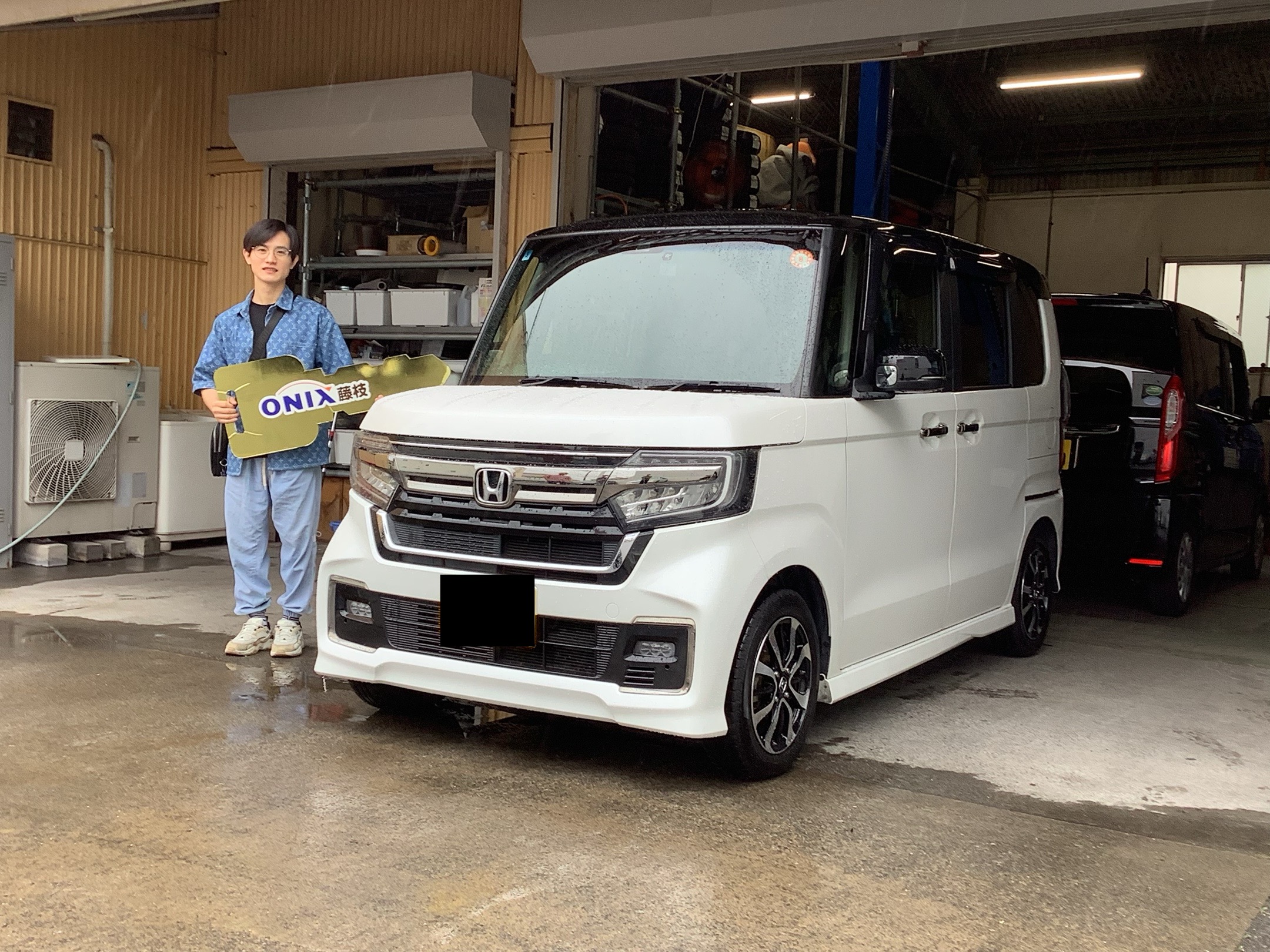 ホンダ＿N-BOXカスタム｜藤枝市カーリース専門店ならフラット７藤枝