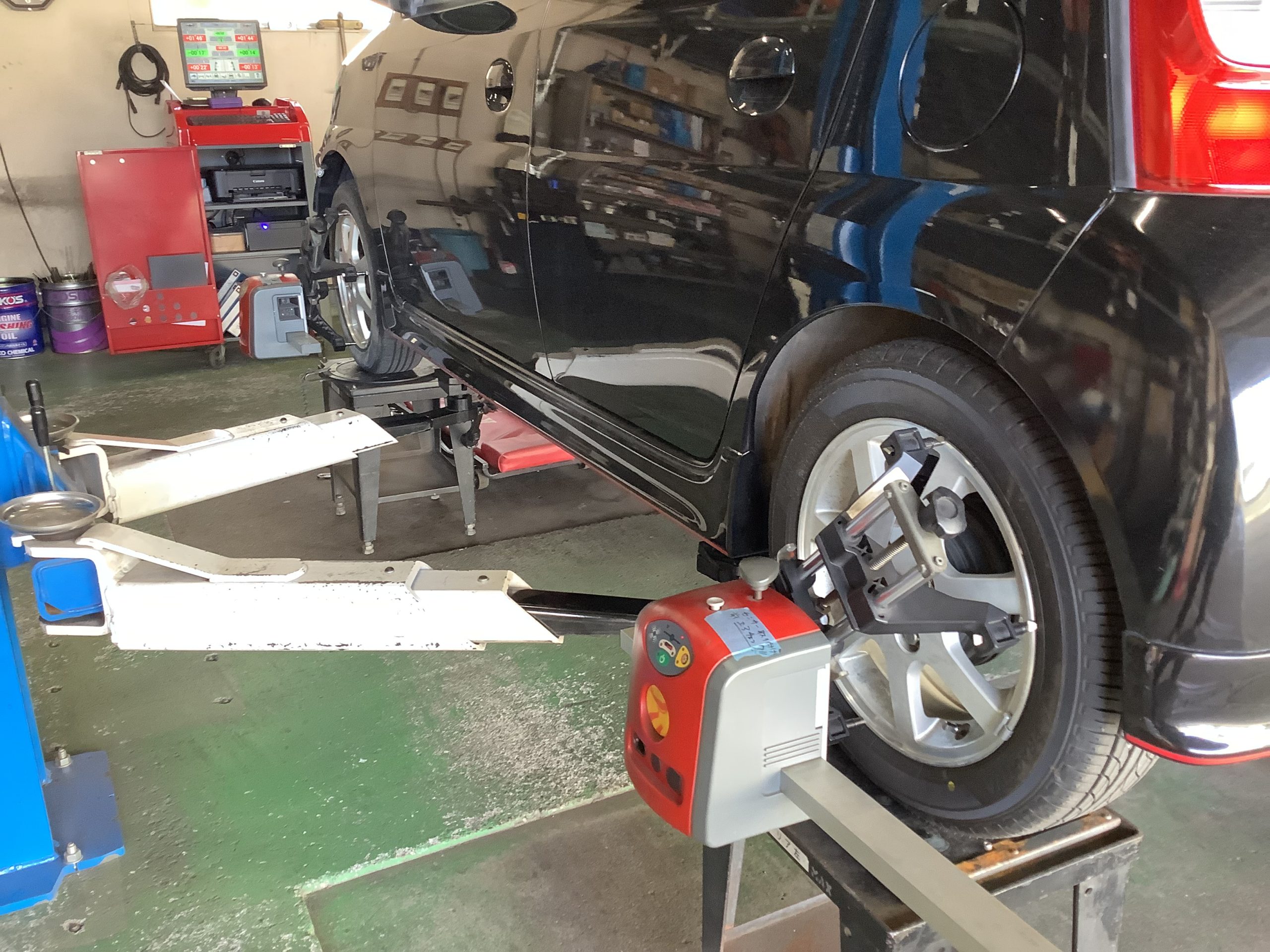 アライメント調整⚙🔧｜藤枝市カーリース専門店ならフラット７藤枝