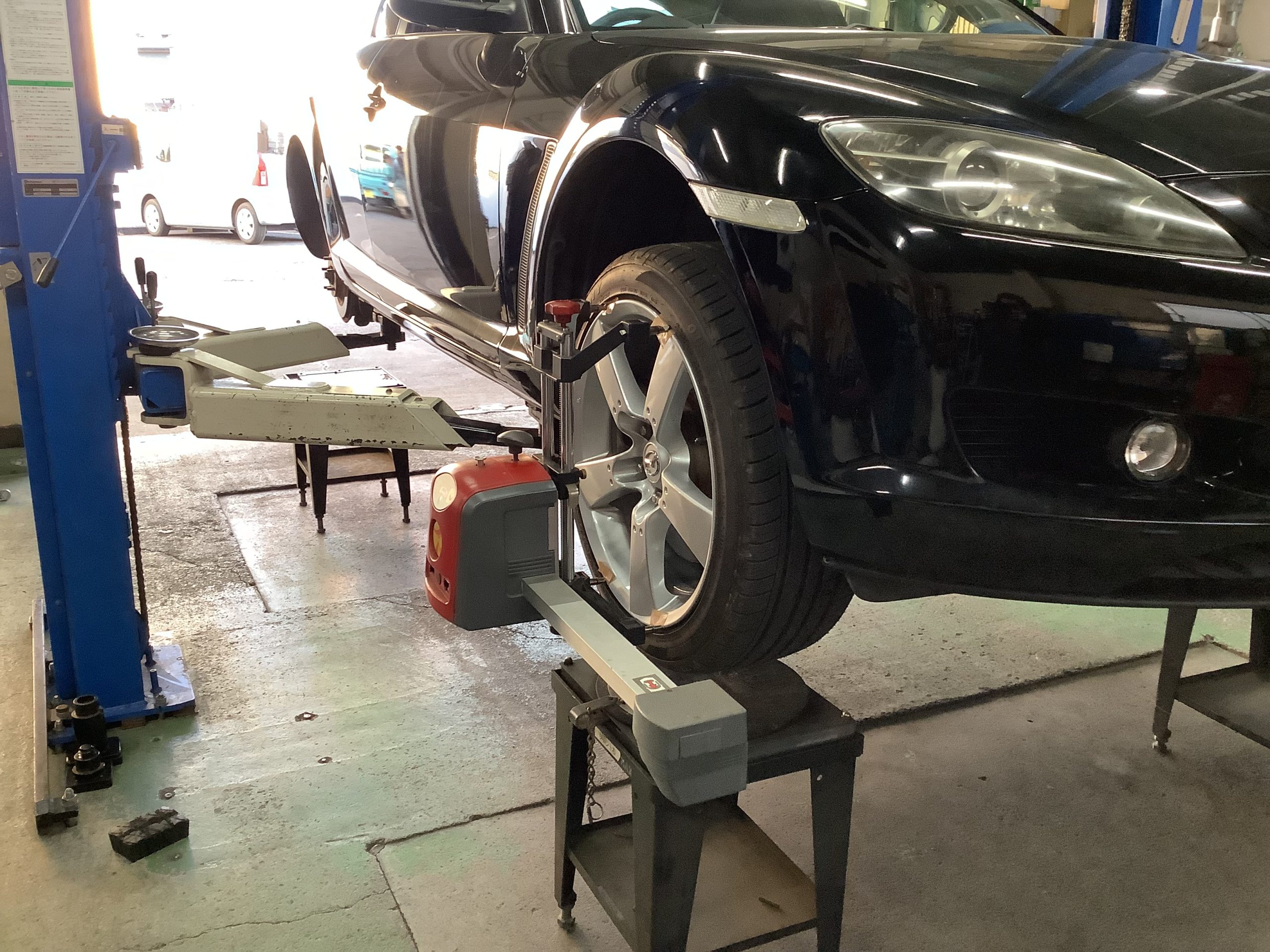 本日もアライメント調整🛞🔧｜藤枝市カーリース専門店ならフラット７藤枝